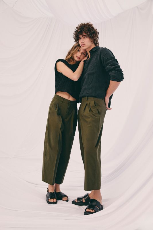 Noa Crop Navy