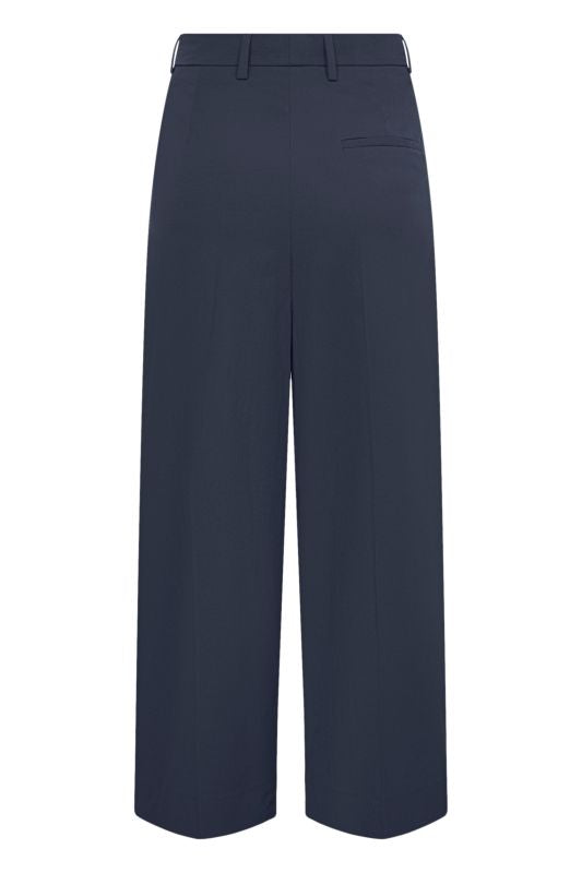 Noa Crop Navy