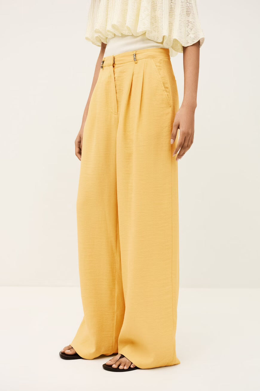 Pantalon Deana Zachtgeel