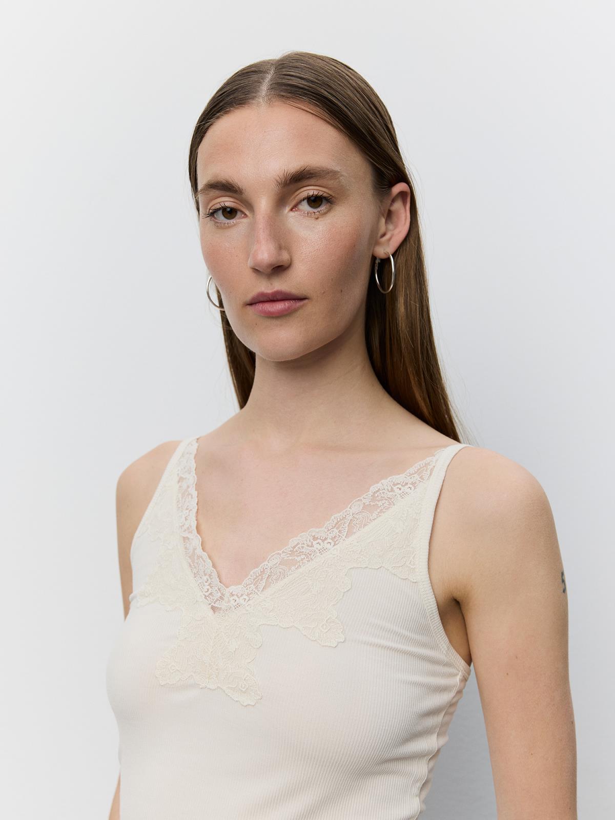 Danilla Top Wit