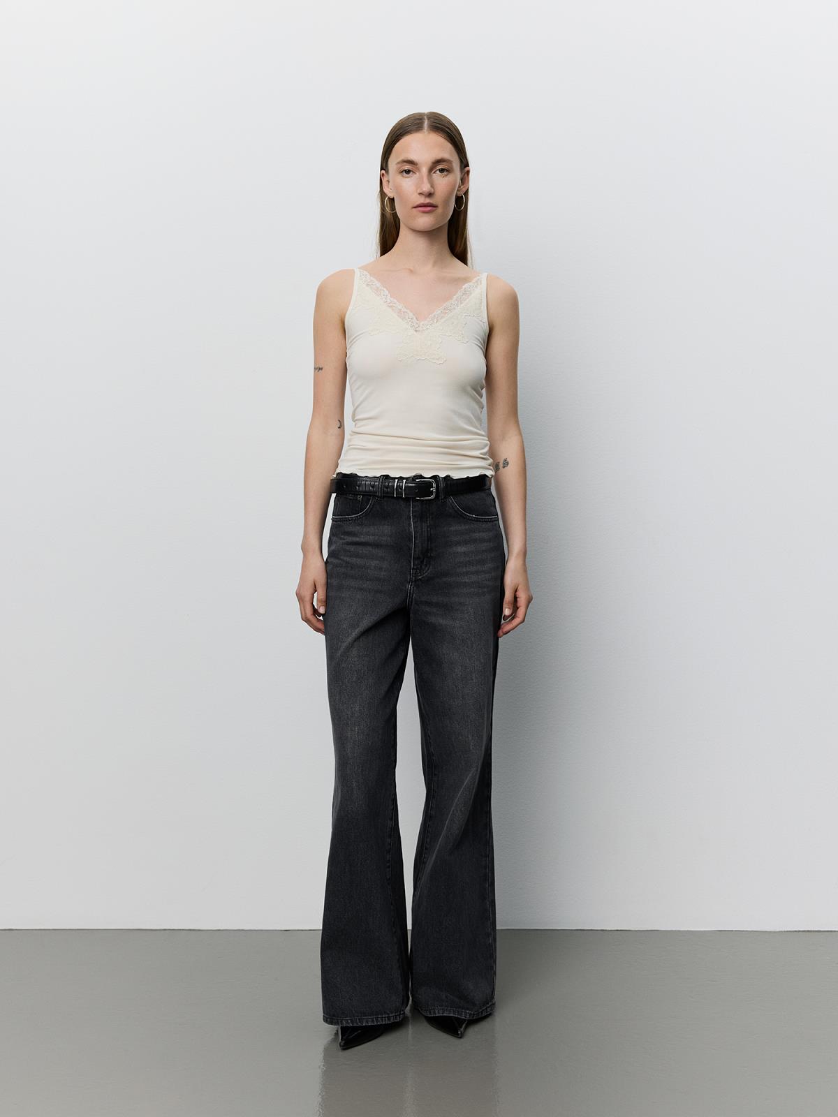 Danilla Top Wit