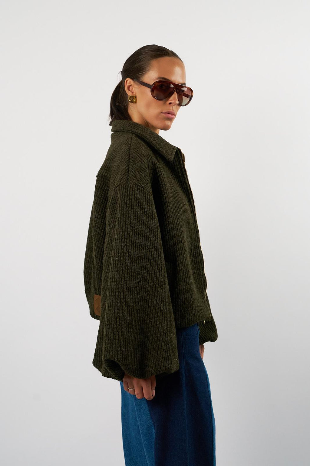 Omi Khaki